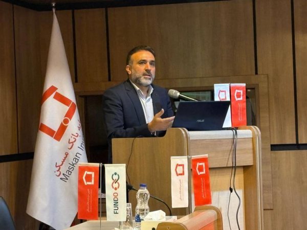 تاکید رئیس هیات مدیره بانک مسکن بر هم‌سویی استراتژیک بانک و گروه مالی