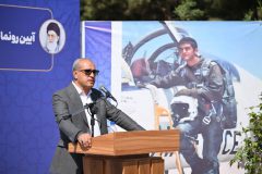 نصب تندیس  شهید بابایی در ورودی تهران، پاسداشت قهرمانان همیشه زنده