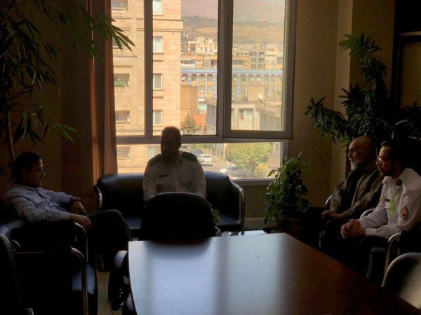 هماهنگی  معاونت خدمات شهری منطقه ۴ و پلیس راهور برای مدیریت معابر در بارندگی های احتمالی