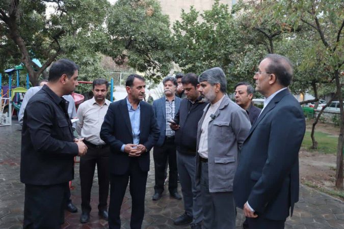 حرکت شهردار منطقه ۴ در مسیر پاسخ‌گویی میدانی؛ ناحیه ۳ مقصد جدید طرح قدم‌به‌قدم