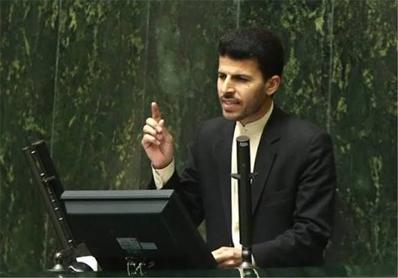 عضو هیات رییسه مجلس: بانک ملی در موضوع ادغام بانک آینده به خوبی عمل کرد