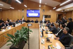 حضور مدیرعامل بانك صنعت و معدن در نشست وزیر امور اقتصادی و دارایی با فعالان اقتصادی استان خراسان رضوی و سرمایه‌گذاران خارجی/ برگزاری یكصد و سی و هشتمین جلسه شورای گفت‌وگوی دولت و بخش خصوصی این استان در اتاق بازرگانی، صنایع، معادن و كشاورزی مشهد