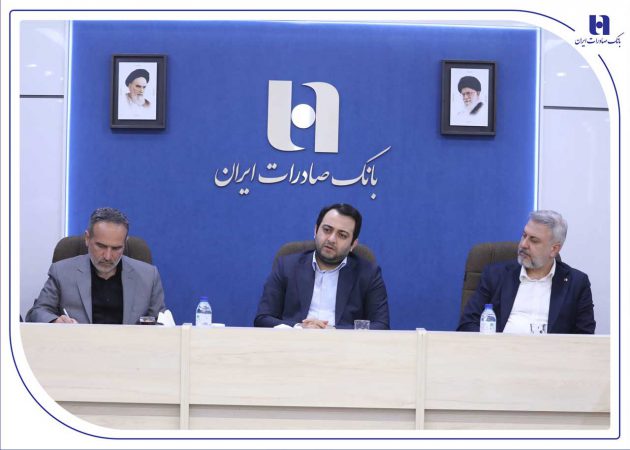 مدیرعامل بانک صادرات ایران مطرح کرد: بسیج؛ بازوی سلامت اداری، اخلاق حرفه‌ای و اصلاح فرهنگ سازمانی