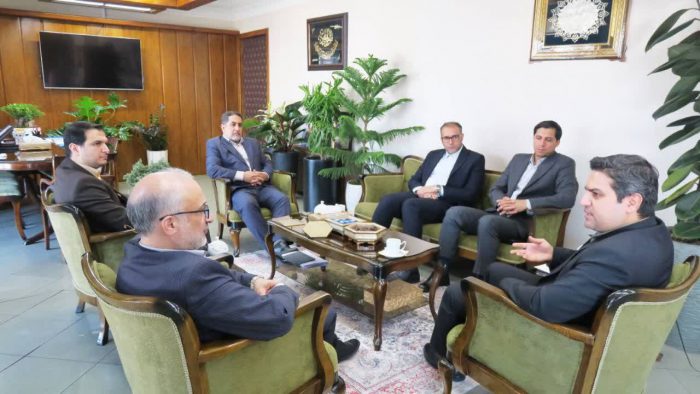 رئیس مرکز بازرسی وزارت ارتباطات و رئیس منطقه یک سازمان بازرسی کشور با مدیرعامل پست بانک ایران دیدار کردند