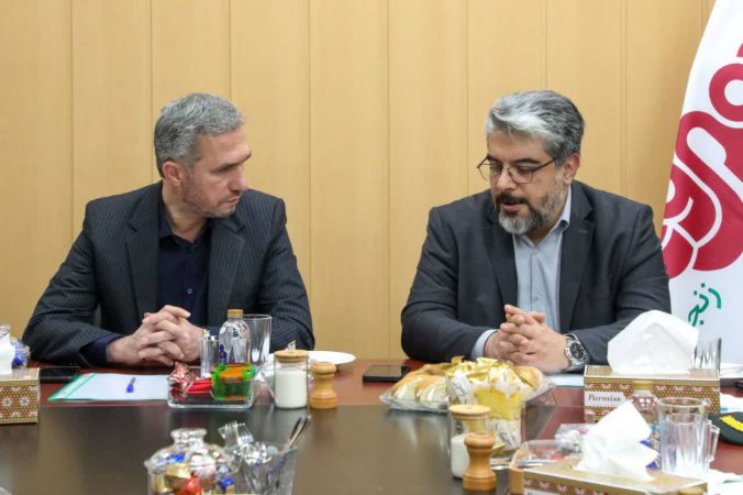 ارزیابی و نظارت شهرداری منطقه ۵ تهران بر روند وضعیت و عملکرد مجتمع تجاری بوستان