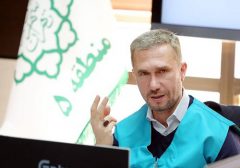 تأکید شهردار منطقه ۵ بر تعامل مستقیم با شهروندان در نشست بررسی طرح «من شهردارم»