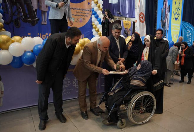برگزاری مراسم تجلیل از بیش از ۴۰۰ مادر دارای فرزند معلول در منطقه ۲۰