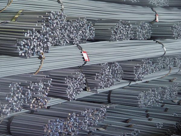 ثبت ركورد جدید تولید در كارگاه نورد ۳۵۰ ذوب‌آهن اصفهان