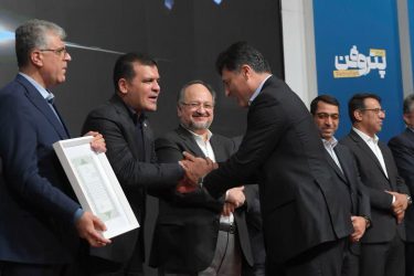 افتخار نوآوری برای شگویا؛ کسب عنوان «شرکت نوآور» در پتروفن ۱۴۰۴