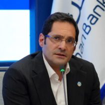 بانک سامان از برنامه‌ریزی خود برای افزایش سرمایه از محل تجدید ارزیابی دارایی‌‎ها در سال ۱۴۰۵ خبر داد.