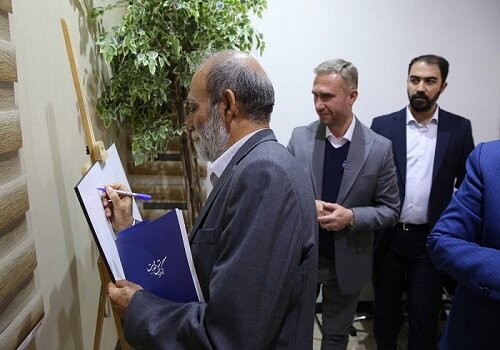 «امیر»؛ سفیر کودکانه معرفی اماکن گردشگری و پروژه های منطقه ۵ تهران