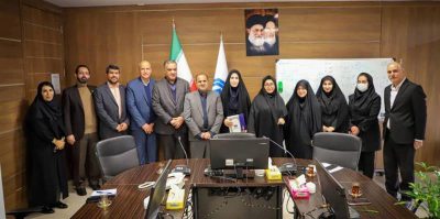 تجلیل از خانواده شهدا و بسیجیان نهاد ناظر صنعت بیمه