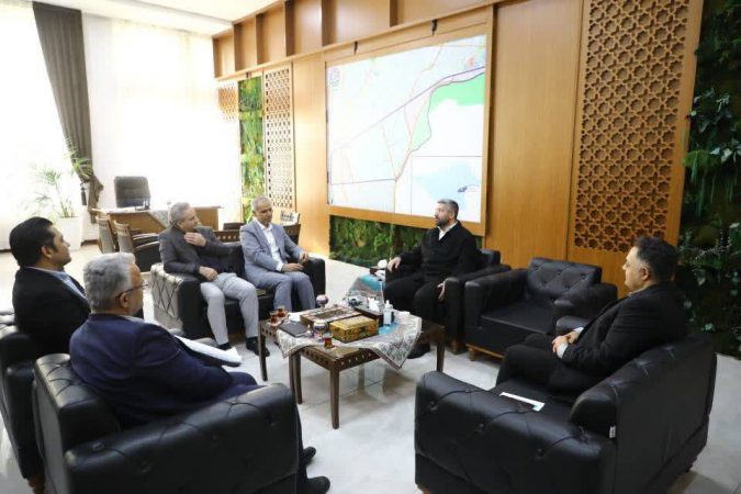 هماهنگی شهرداری منطقه۱۳ و منطقه برق مولوی برای کاهش مصرف و بهبود روشنایی