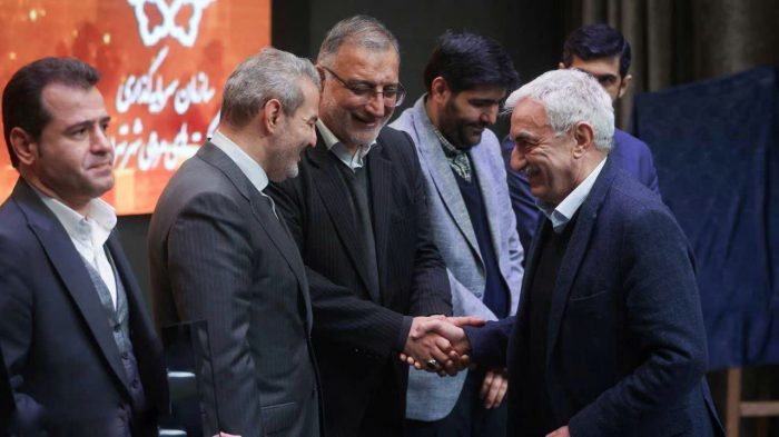 تأکید بر تقویت سرمایه‌گذاری داخلی در گردهمایی سرمایه‌گذاران و مدیران ارشد شهرداری تهران