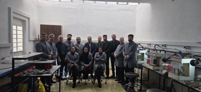 راهبر معین استان‌های ایمیدرو از مرکز تحقیقات یزد بازدید کرد