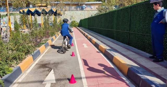 توسعه زیرساخت‌های حمل و نقل عمومی و ایمن‌سازی معابر منطقه یک با اجرای طرح‌های ترافیک