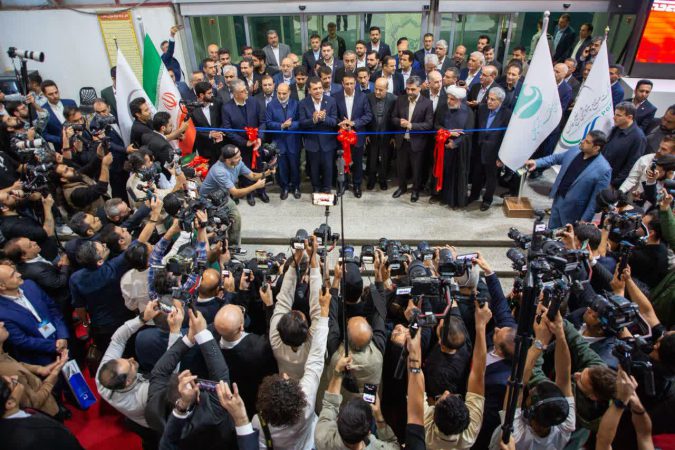 افتتاحیه با شکوه رویداد ایران پتروکم ۱۴۰۴ با حضور پرشمار تولیدکنندگان ایرانی صنعت پتروشیمی