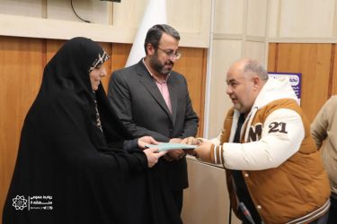 واگذاری امور محلات منطقه ۸ به ساختار مردمی/مدیریت محله مبتنی بر قانون و مصوبات شورای شهر شکل گرفته است