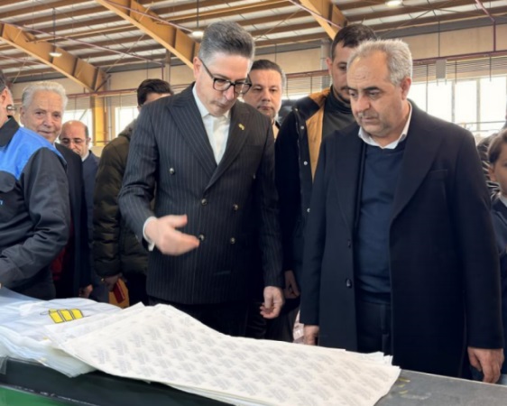 طرح توسعه شركت پاتن پدیده با حمایت بانك صنعت و معدن افتتاح شد