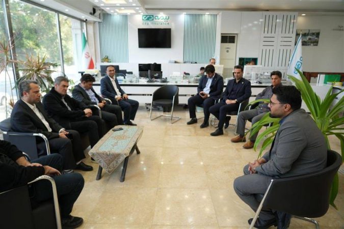 بازدید فشرده رئیس كل بیمه مركزی از شعب بیمه بوشهر