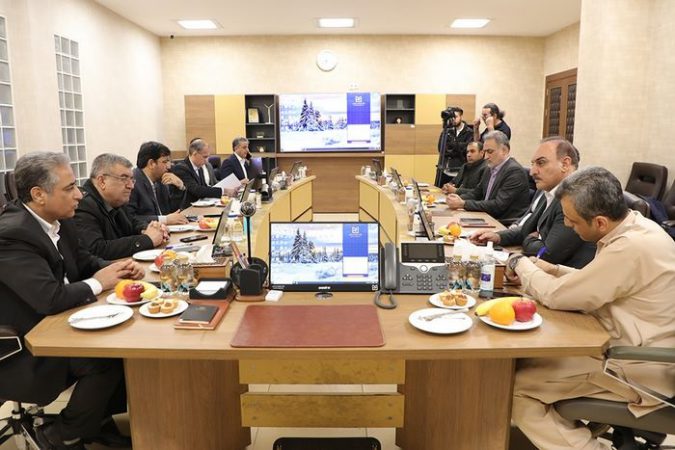 بررسی مسائل اقتصادی و تولیدی استان سیستان و بلوچستان در نشست مدیرعامل بانك صنعت و معدن با مجمع نمایندگان این استان