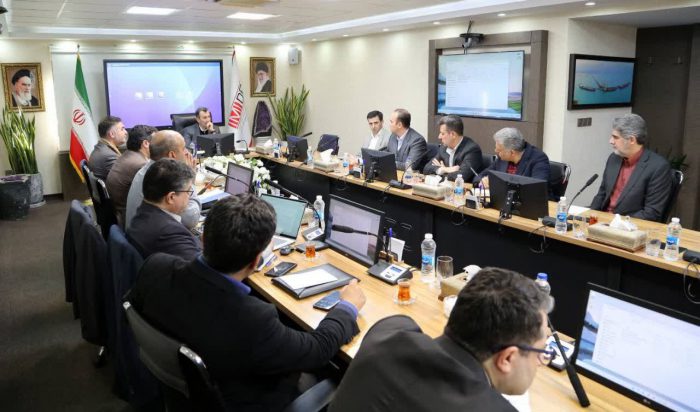 تاکید سمیعی نژاد بر تکمیل زنجیره تولید الکترود گرافیتی در کشور