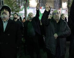 تداوم حضور در شب بیست و هشتم؛ نازی‌آباد همچنان ایستاده است