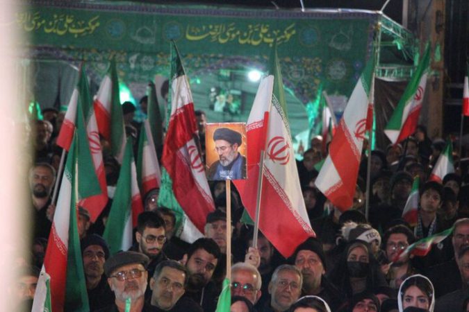 از آیین تشییع شهدا تا خدمت‌رسانی به شهروندان در چهارراه نبرد