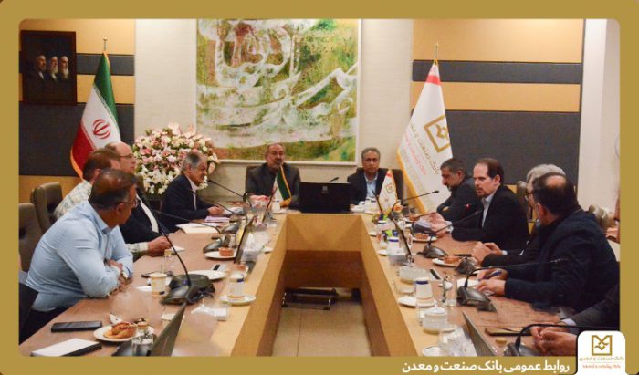 عزم مشترك مجلس، وزارت صمت و بانك صنعت و معدن برای بازسازی صنایع آسیب دیده در جنگ رمضان
