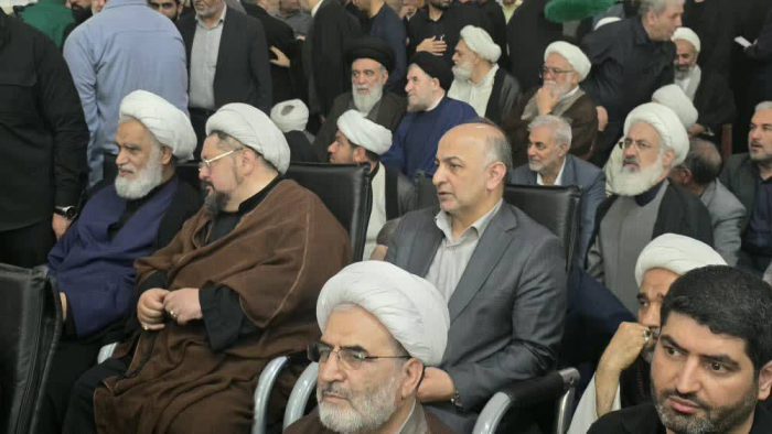 حضور مدیرعامل بیمه دی در مراسم اربعین شهید دکتر علی لاریجانی در قم