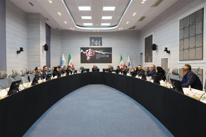 نخستین جلسه هماهنگی صنعت بیمه برای حضور و مشاركت پرشور در آئین وداع و تشییع پیكر مطهر رهبر شهید