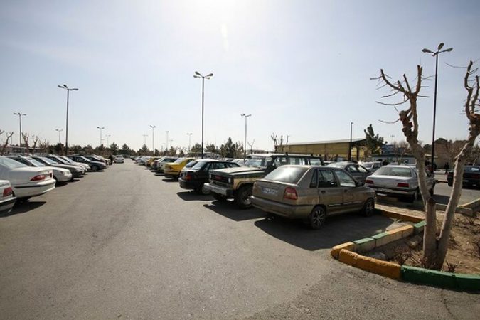 پیش‌بینی ۱۶۵ هزار ظرفیت پارک خودرو برای مراسم تشییع رهبر شهید در تهران