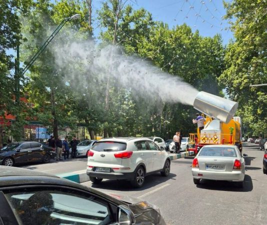 اضافه شدن ماشین چندمنظوره خدمات شهری به ناوگان شهرداری منطقه یک