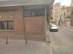 بازسازی و نوسازی پیاده‌راه سنگی مجاور موزه سیمین و جلال