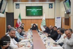 بررسی مسائل محلات منطقه ۸ در دیدار شهردار منطقه با هیأت امنای محلات