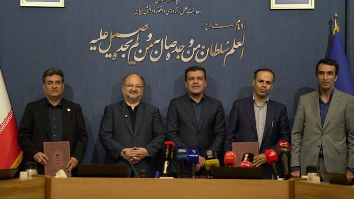 حمایت همه جانبه شریعتمداری از بزرگترین قرارداد تولید برای بار اول/ افشین: هیچکس جز شریعتمداری شجاعت این کار را نداشت