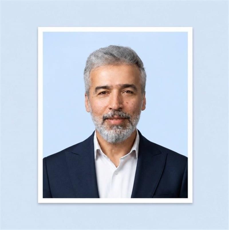 انتصاب رضا دباغی به عنوان سرپرست معاونت اتكایی بیمه مركزی