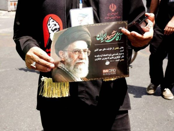 معدن در اندیشه رهبر شهید؛ از ظرفیت و مزیت‌های معدن تا جایگزین نفت