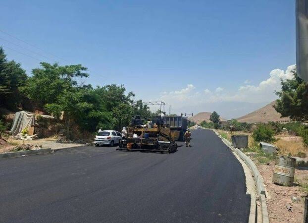 نوسازی بیش از ۷ هزار مترمربع  آسفالت در بوستان جنگلی سرخه‌حصار
