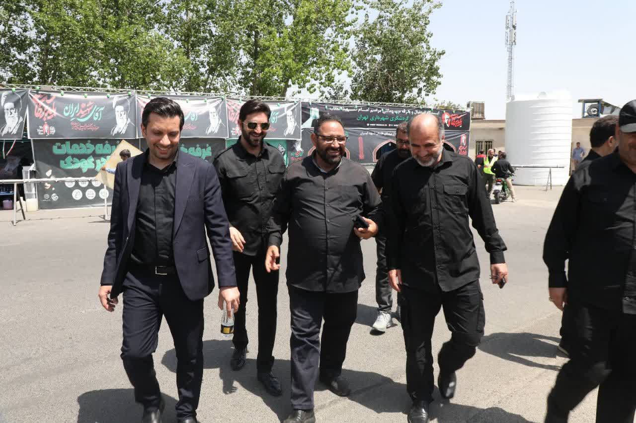 بازدید معاون هماهنگی سپاه استان ایلام از محل استقرار اتوبوس‌های زائرین در منطقه۹
