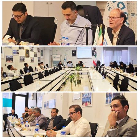 تحقق اهداف عملیاتی ۱۴۰۵ با تکیه بر هم‌افزایی؛ برگزاری نشست ماهانه شبکه فروش بیمه دی خراسان رضوی