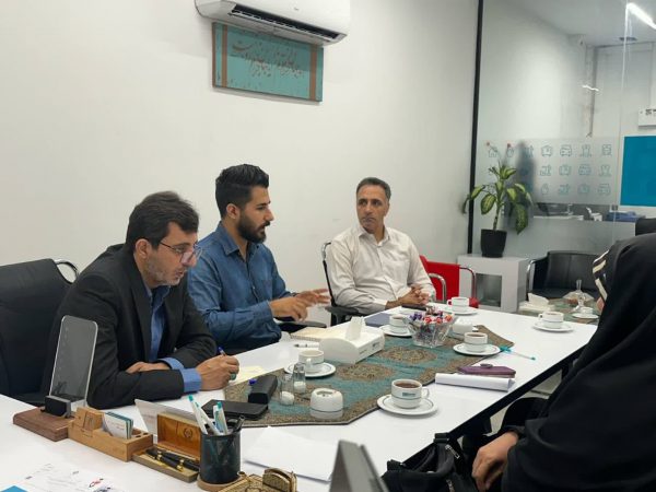 مدیر بیمه دی استان البرز: تعامل سازنده با بنیاد شهید، ضامن ارائه خدمات مطلوب به ایثارگران است